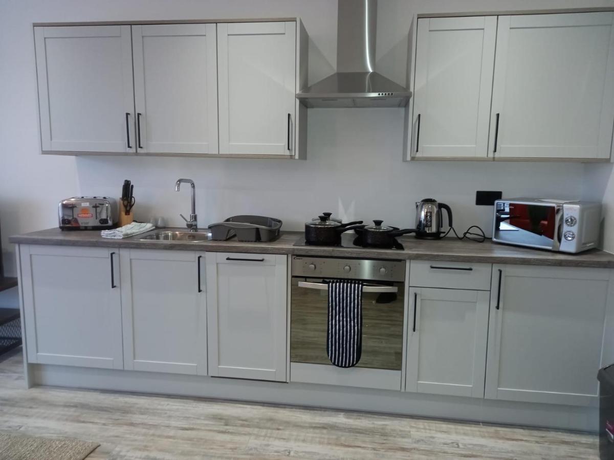 Kingsbridge Point - Cosy One Bed Apartments Near Town Centre, Swindon Exteriör bild