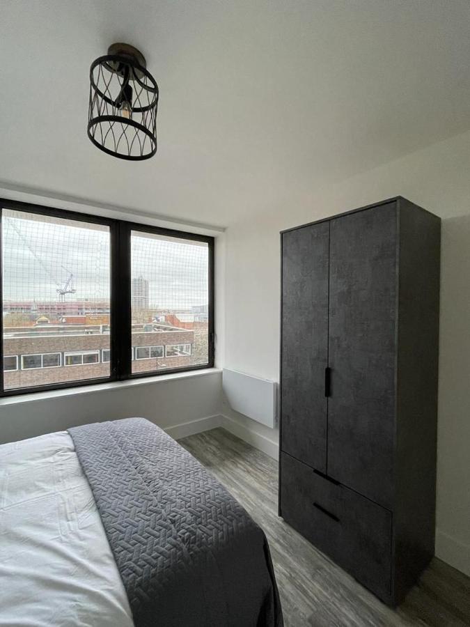 Kingsbridge Point - Cosy One Bed Apartments Near Town Centre, Swindon Exteriör bild