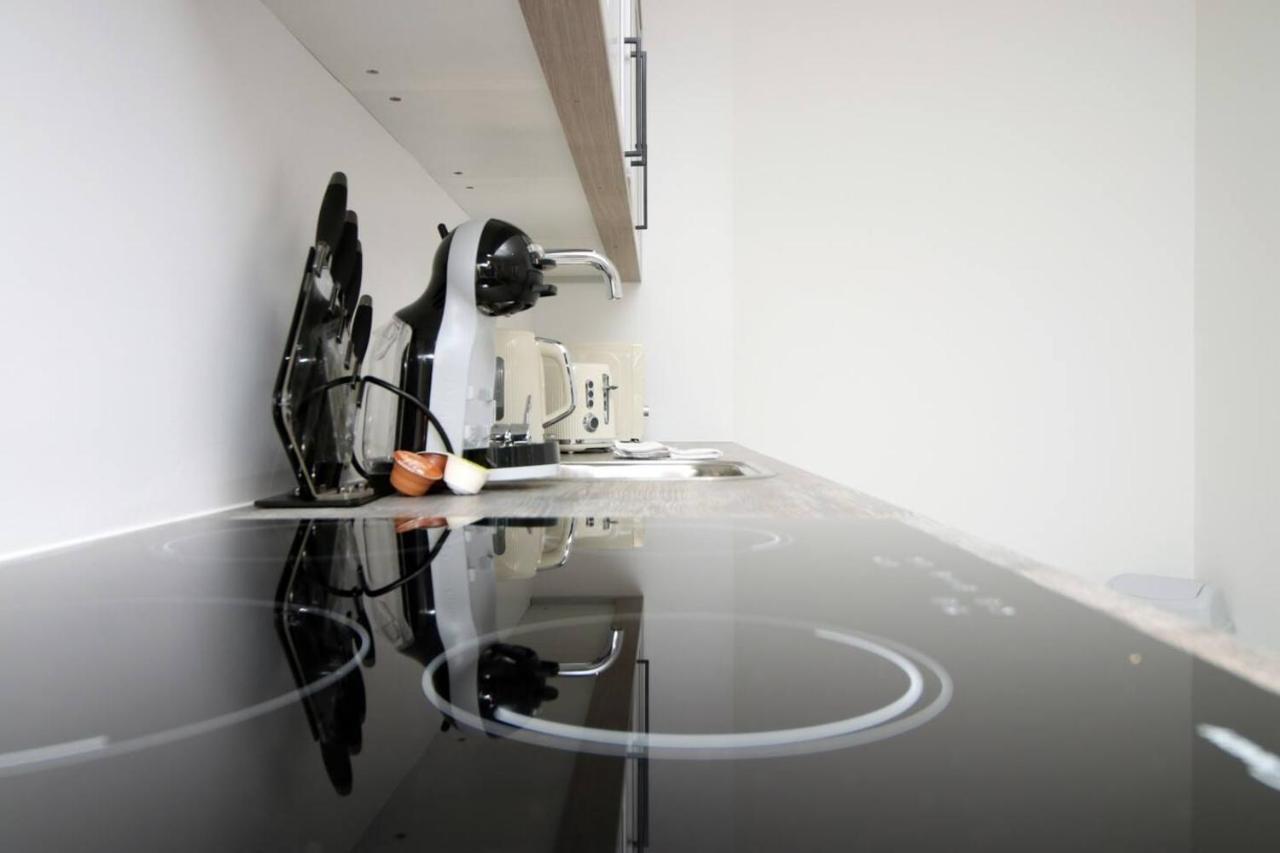 Kingsbridge Point - Cosy One Bed Apartments Near Town Centre, Swindon Exteriör bild
