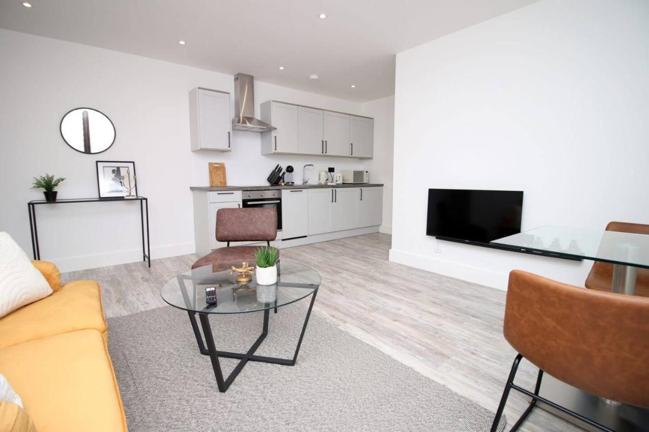 Kingsbridge Point - Cosy One Bed Apartments Near Town Centre, Swindon Exteriör bild