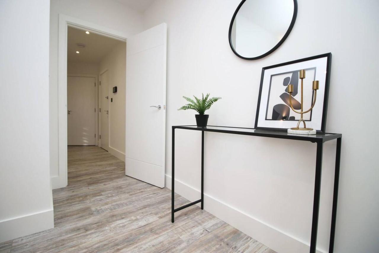 Kingsbridge Point - Cosy One Bed Apartments Near Town Centre, Swindon Exteriör bild