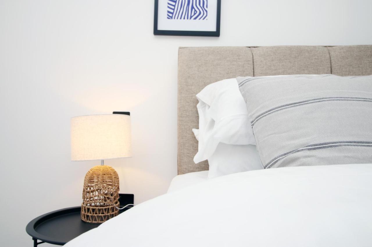 Kingsbridge Point - Cosy One Bed Apartments Near Town Centre, Swindon Exteriör bild