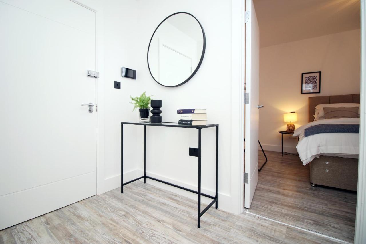 Kingsbridge Point - Cosy One Bed Apartments Near Town Centre, Swindon Exteriör bild